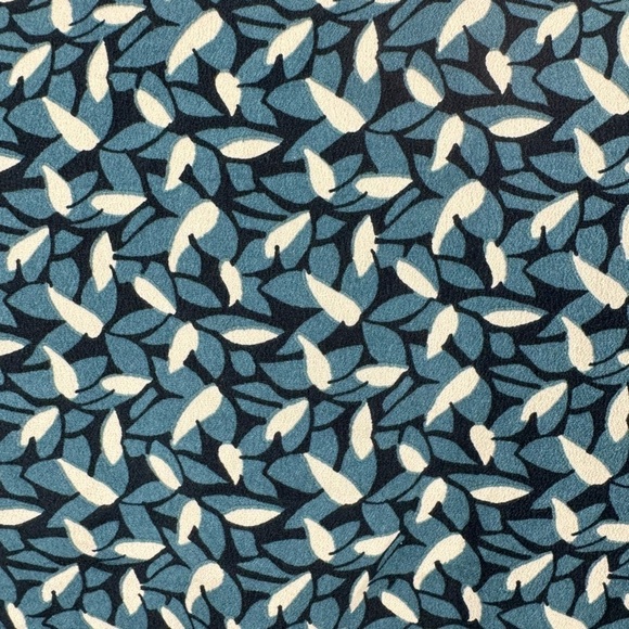 Ann Taylor LOFT Dress Sleeveless Leaf Print Lightweight Defined Waist Small - Picture 8 of 10